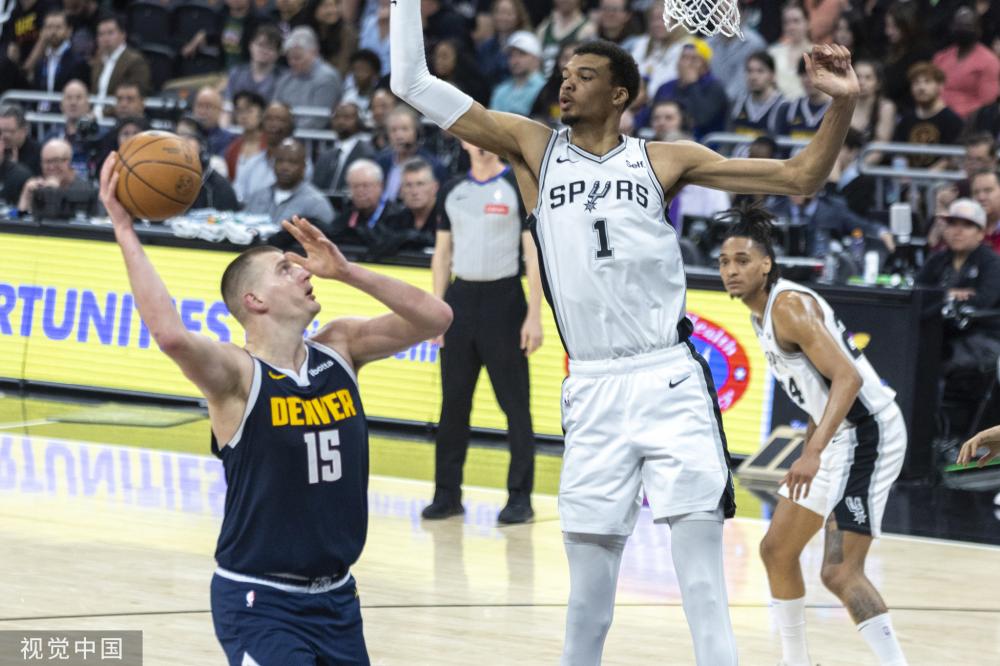 很自然地联 很自然地联