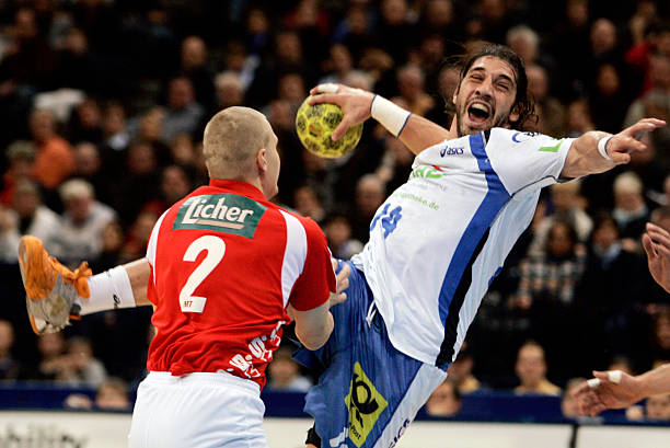 尤其是他的 尤其是他的